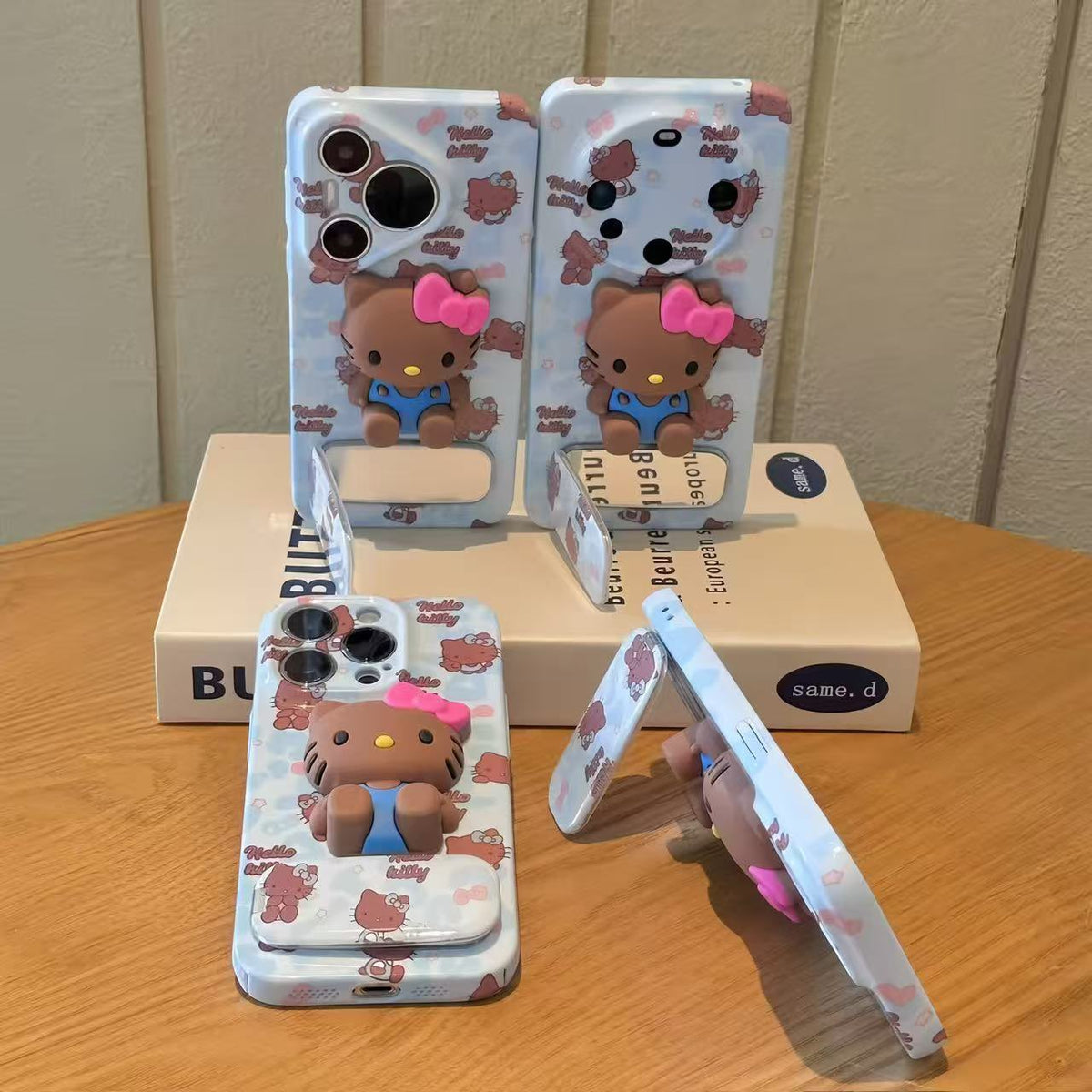 Blue leopard print kitten mirror and stand phone case
