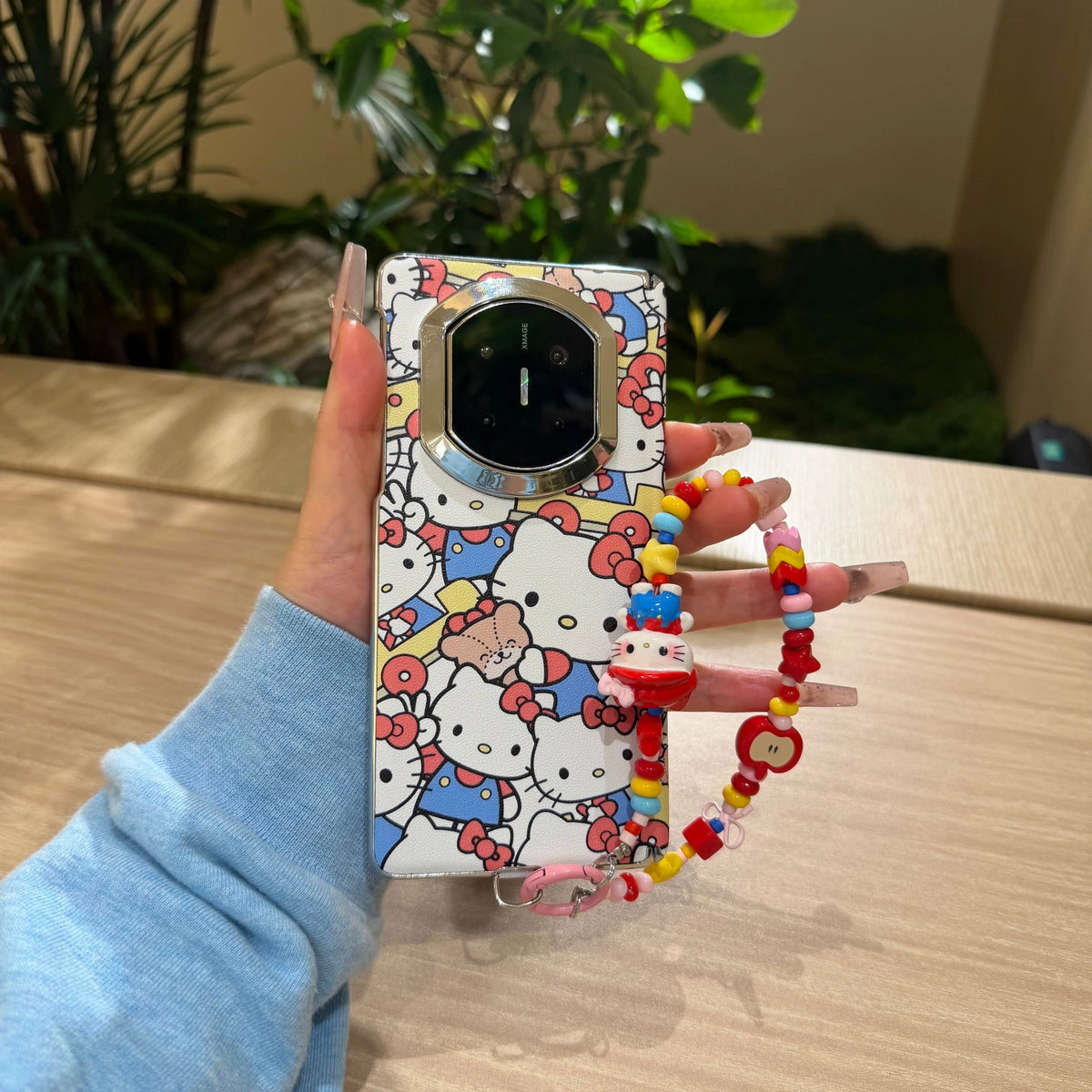 Android compatible Full-screen Hello Kitty magnetic kickstand case