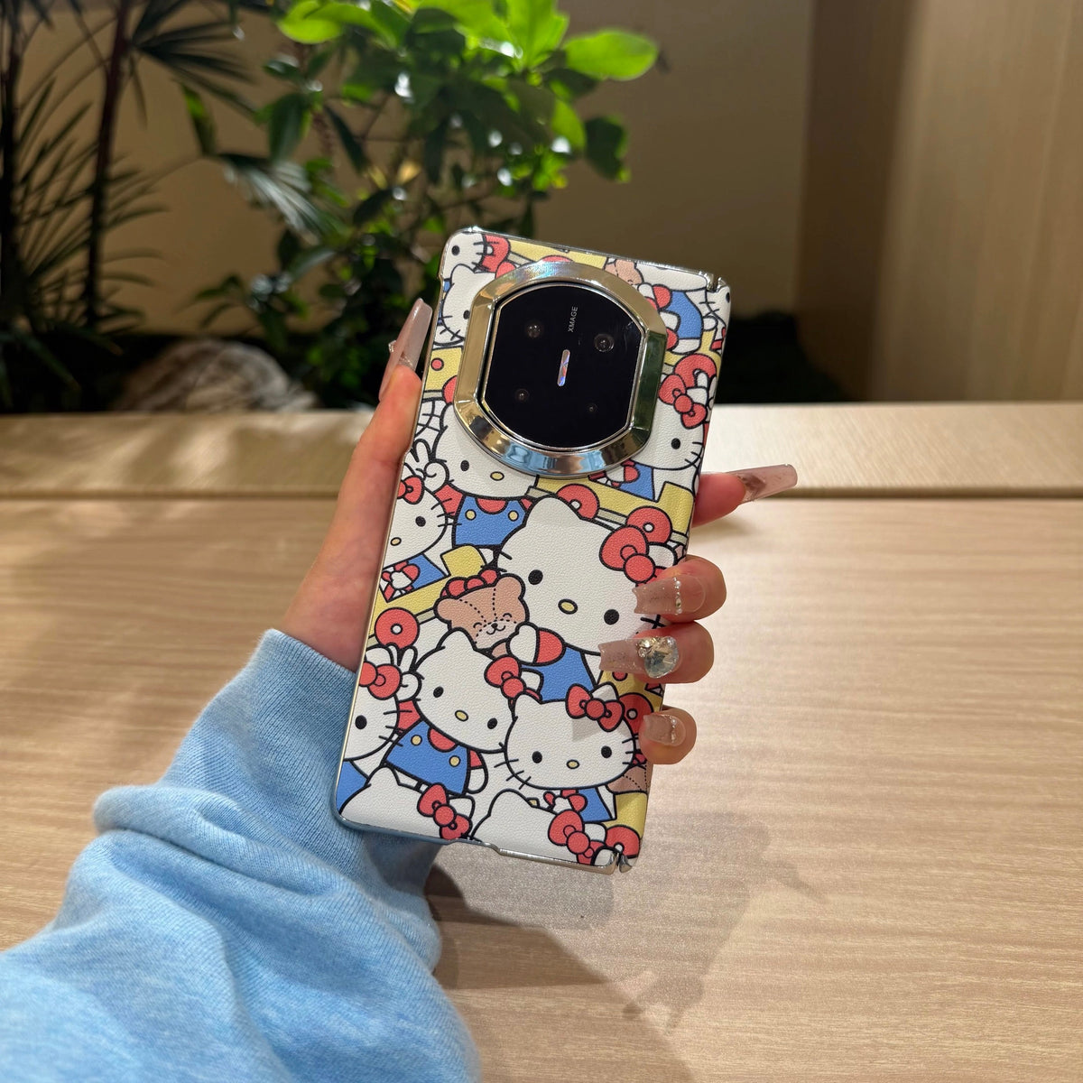 Android compatible Full-screen Hello Kitty magnetic kickstand case