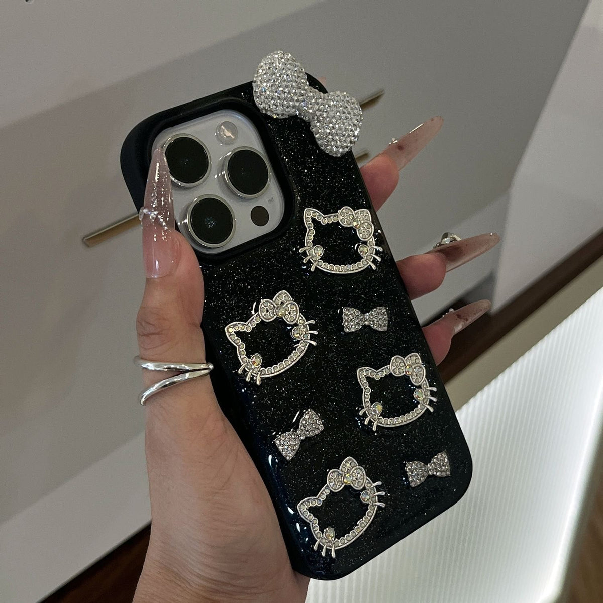 Compatible with Samsung Sparkling Bow Hello Kitty Phone Case