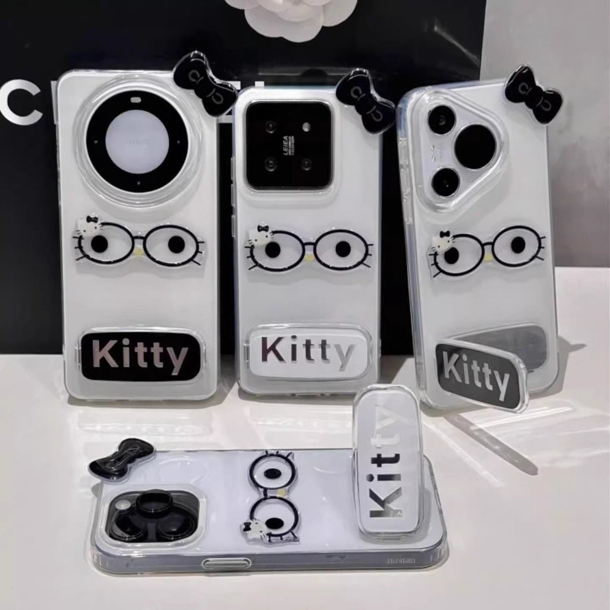 Hello Kitty Mirror Stand Phone Case – Style 3
