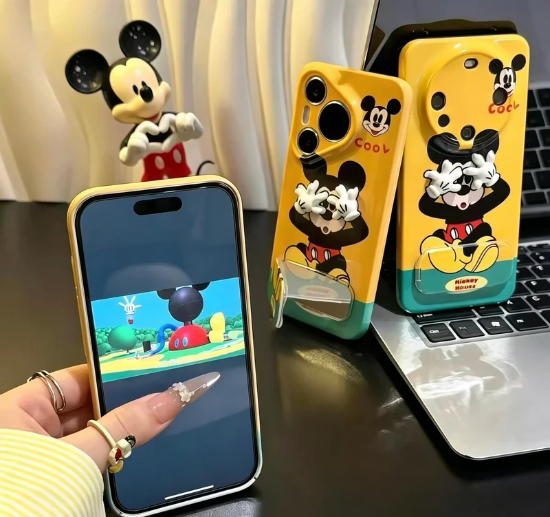 Suitable for Samsung "Face-Covering Mickey" mirror kickstand phone case