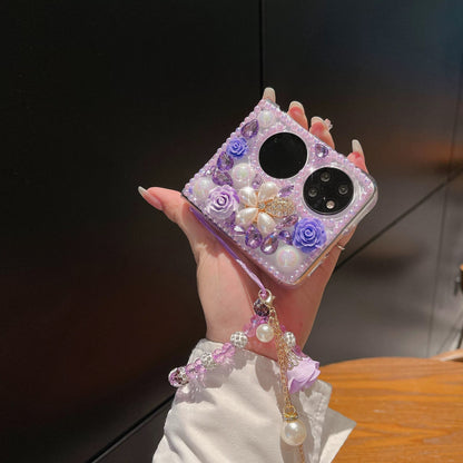 Suitable for Android phone cases featuring beaded flower wrist straps.
