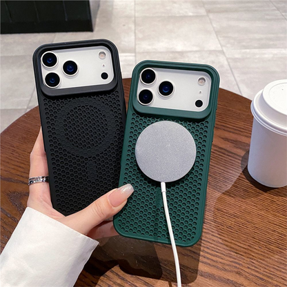 New magnetic honeycomb cooling phone case