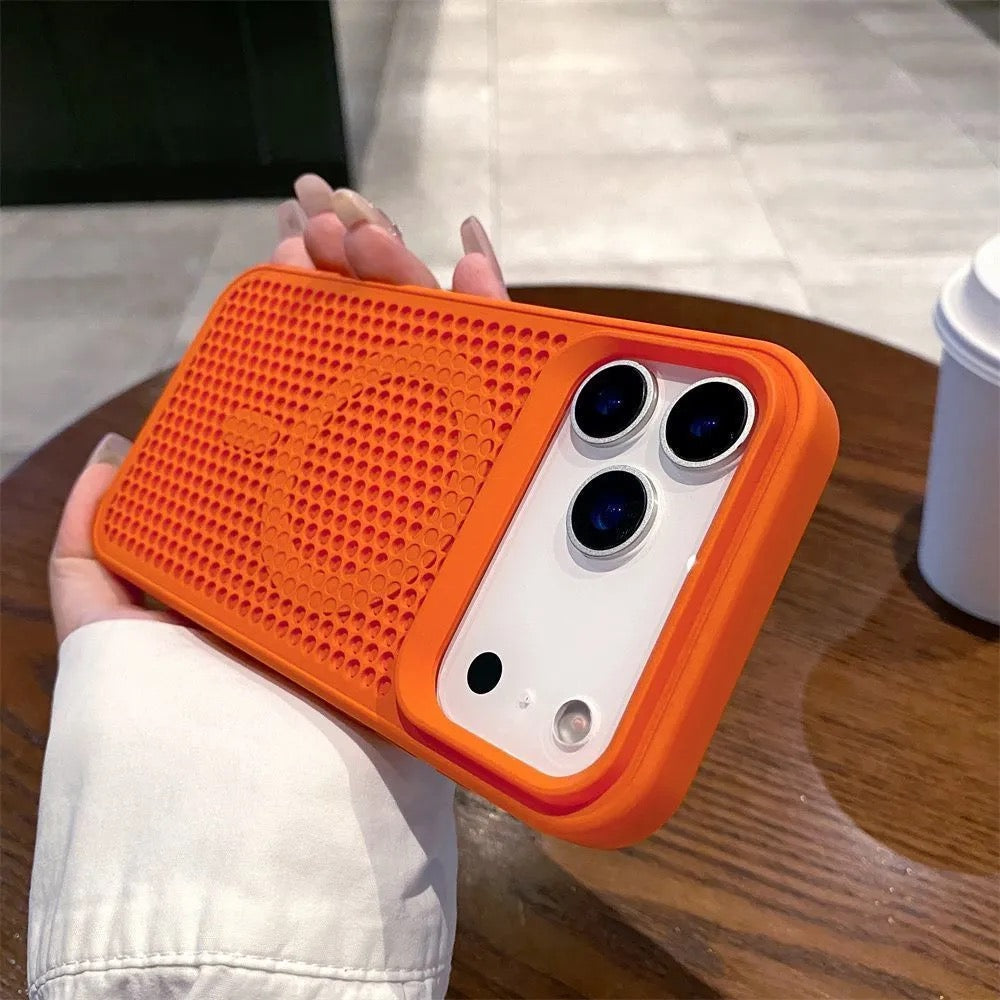 New magnetic honeycomb cooling phone case