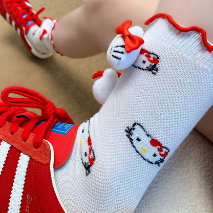 Cute cat flower trim breathable socks